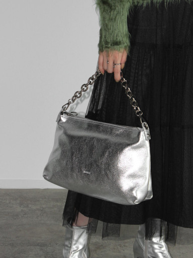 nouerxショルダーバッグ